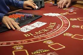 Tampilan meja blackjack geritoto dengan batas taruhan jelas